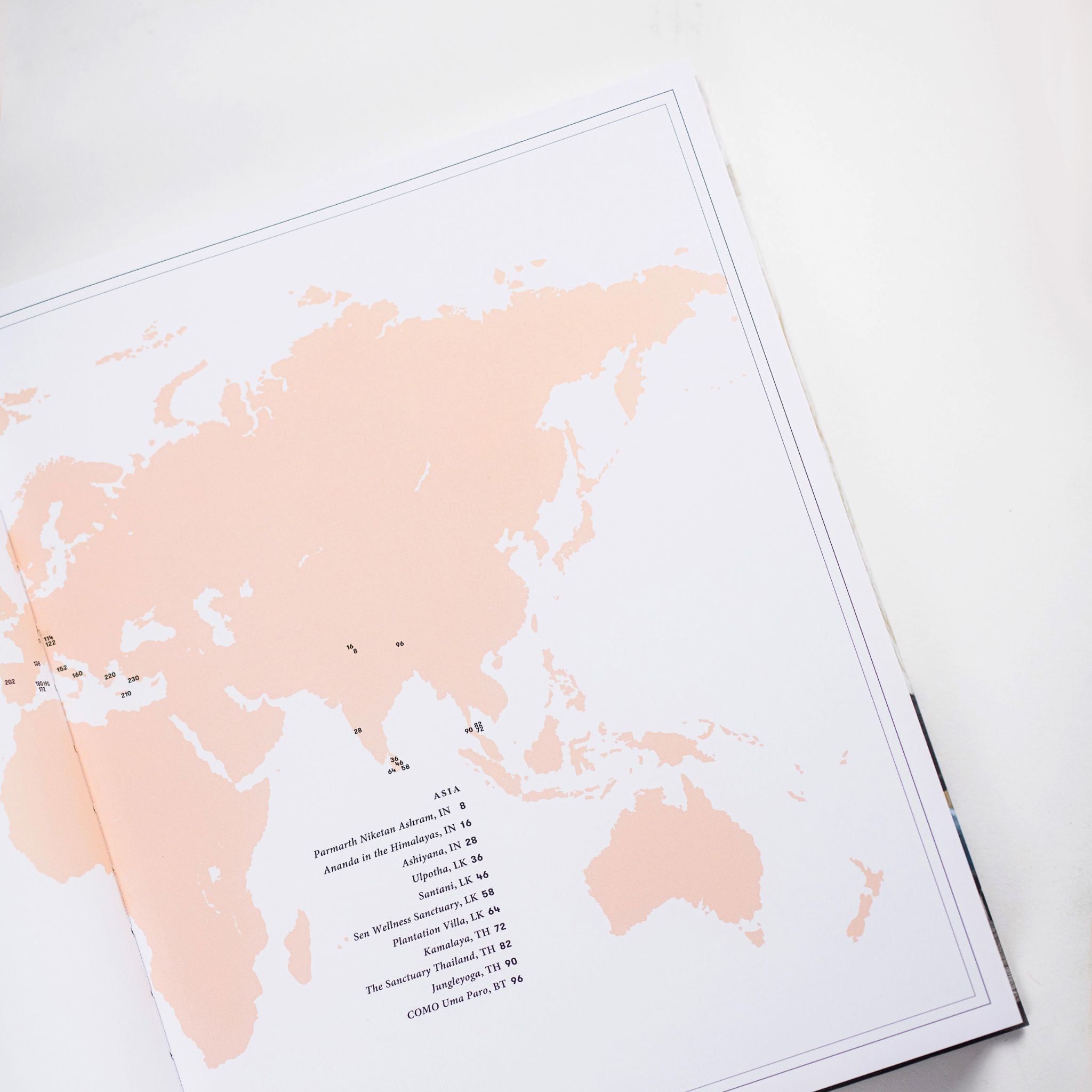 GREAT ESCAPES YOGA by Angelika Taschen